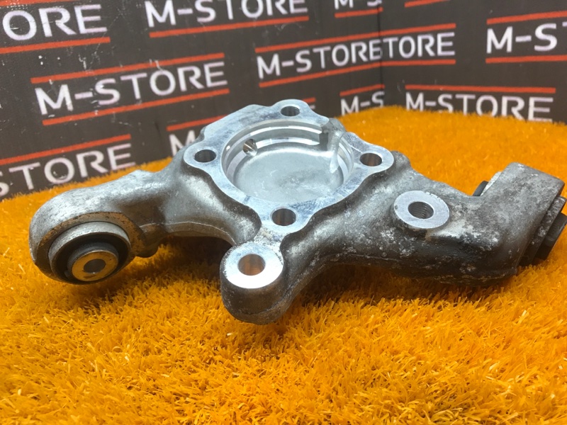 кулак поворотный, 2000 рублей, Красноярск