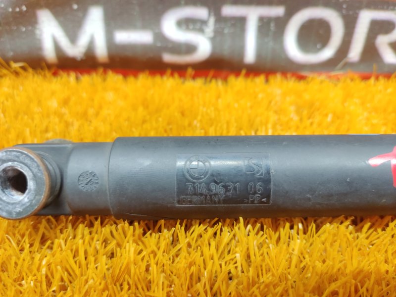 амортизатор багажника, 700 рублей, Красноярск