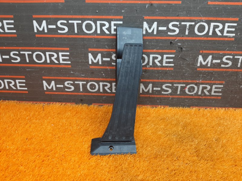 педаль газа, 500 рублей, Красноярск