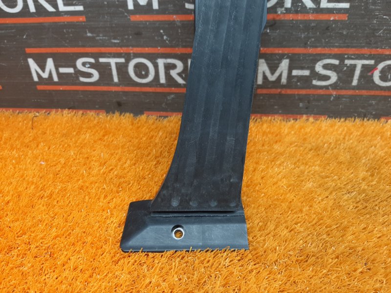 педаль газа, 500 рублей, Красноярск