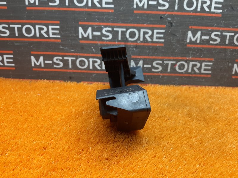 педаль газа, 500 рублей, Красноярск