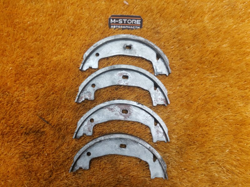 Колодки ручника, 500 рублей, Красноярск