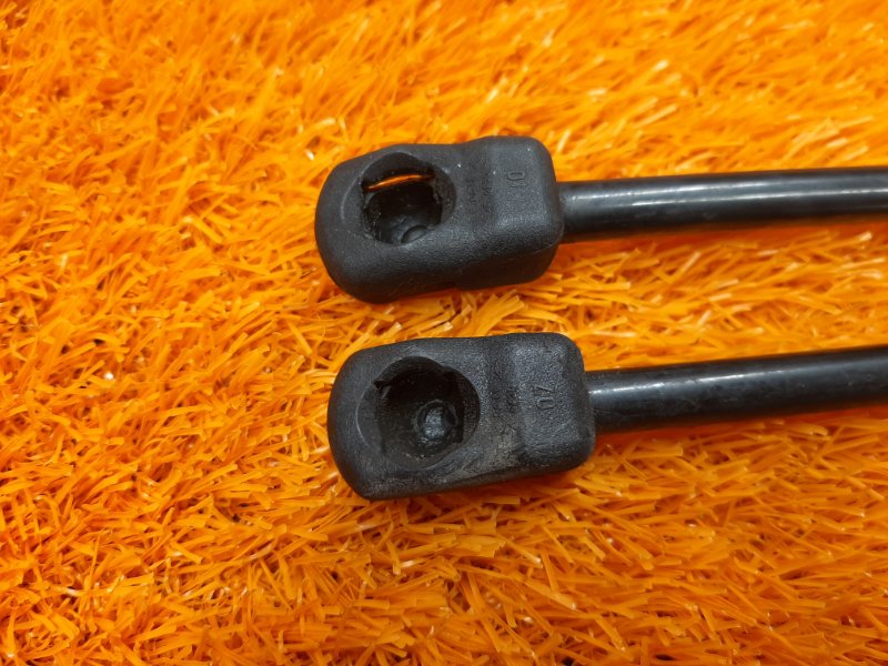 амортизатор капота, 500 рублей, Красноярск