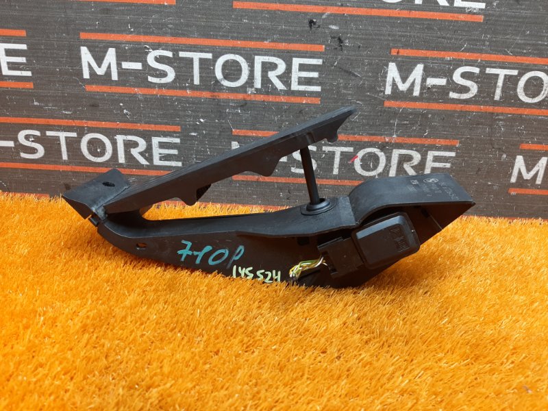 педаль газа, 500 рублей, Красноярск