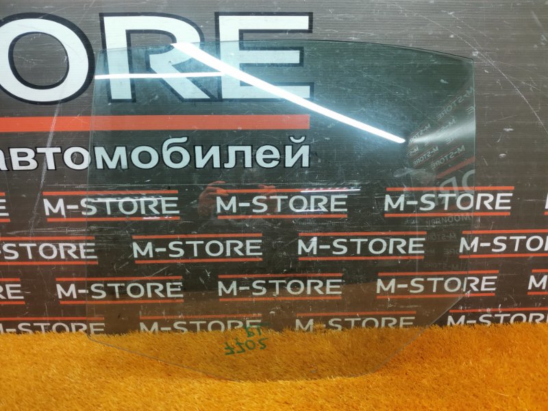 Стекло боковое, 350 рублей, Красноярск