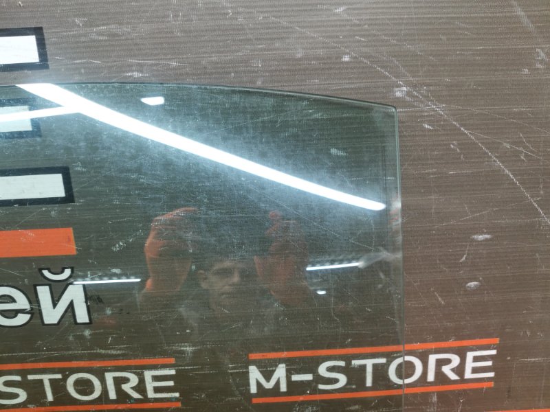 Стекло боковое, 350 рублей, Красноярск