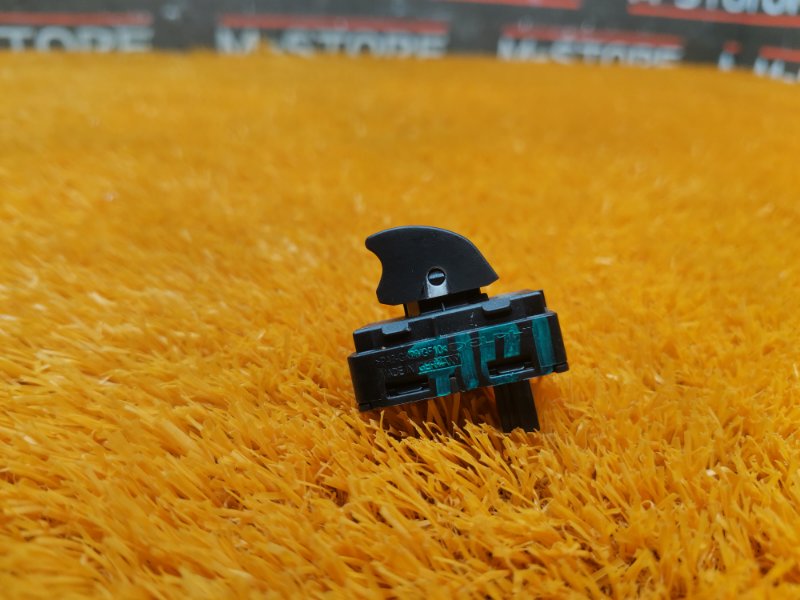 кнопка стеклоподъемника, 300 рублей, Красноярск