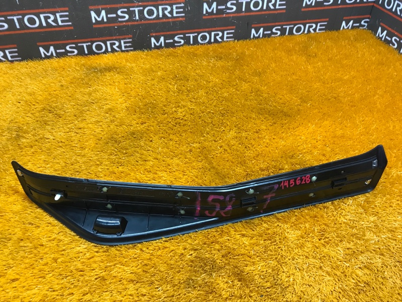 Накладка на порог салона, 500 рублей, Красноярск