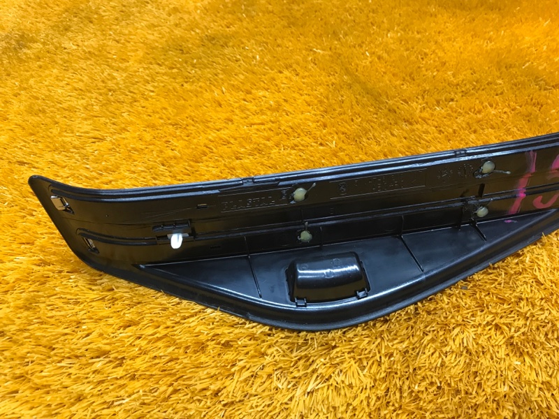 Накладка на порог салона, 500 рублей, Красноярск