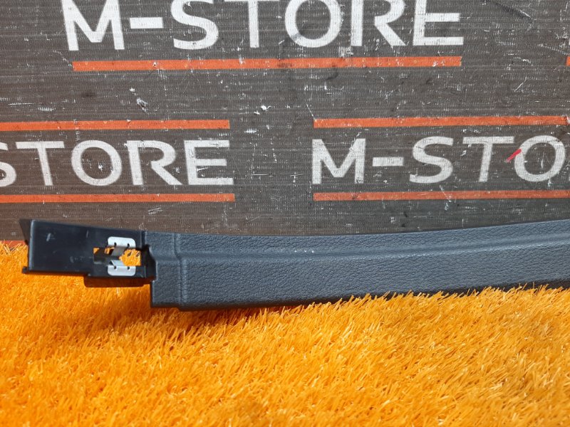 Накладка на порог салона, 350 рублей, Красноярск