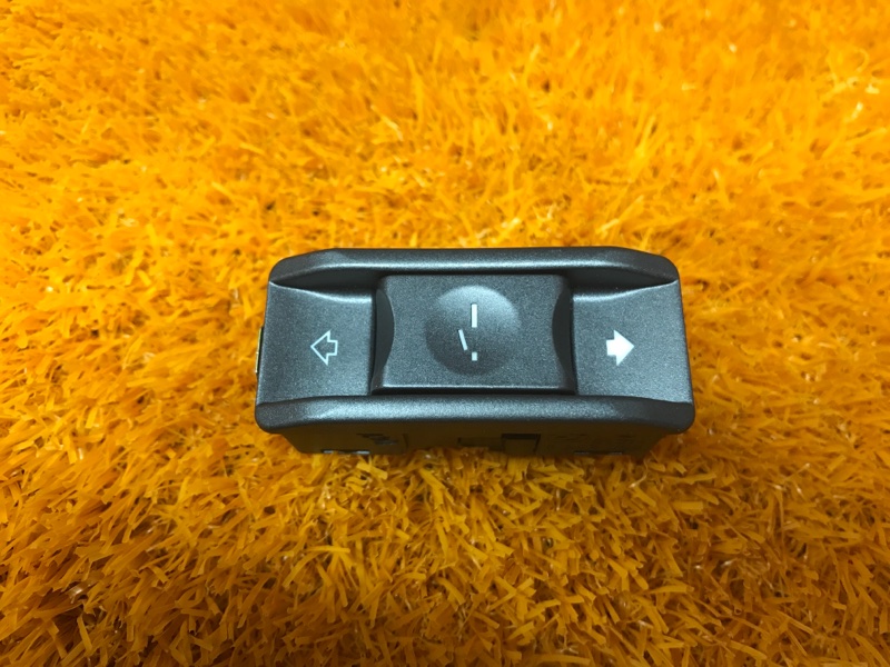 Кнопка люка, 300 рублей, Красноярск