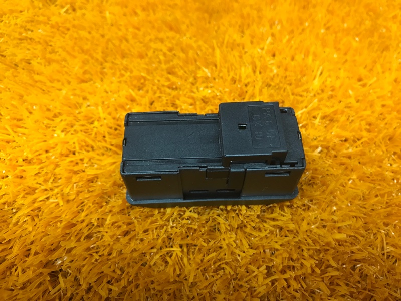 Кнопка люка, 300 рублей, Красноярск