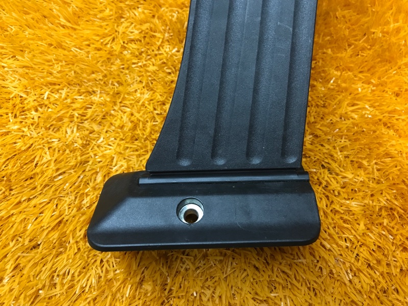 педаль газа, 1000 рублей, Красноярск