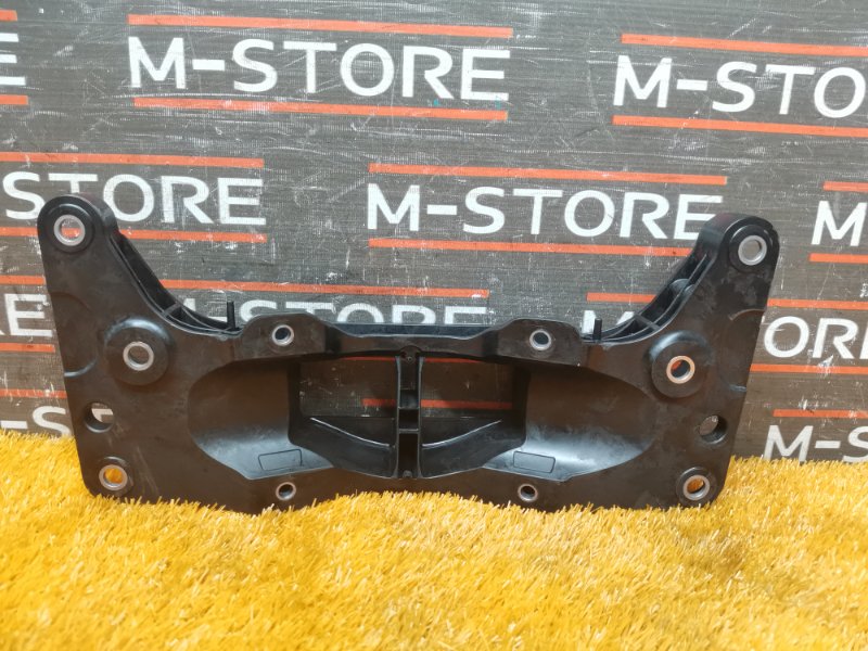 Кронштейн КПП, 2000 рублей, Красноярск