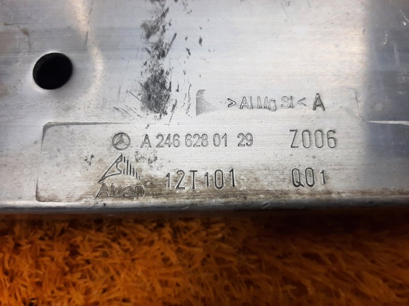 Кронштейн радиатора, 1350 рублей, Красноярск