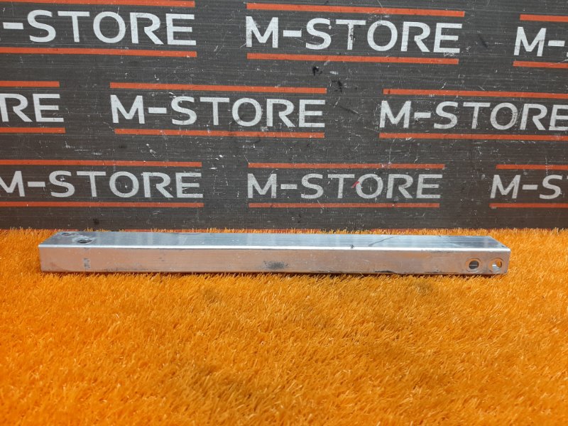 Кронштейн радиатора, 1350 рублей, Красноярск