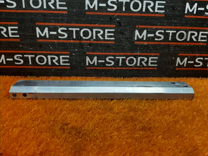 Кронштейн радиатора, 1350 рублей, Красноярск