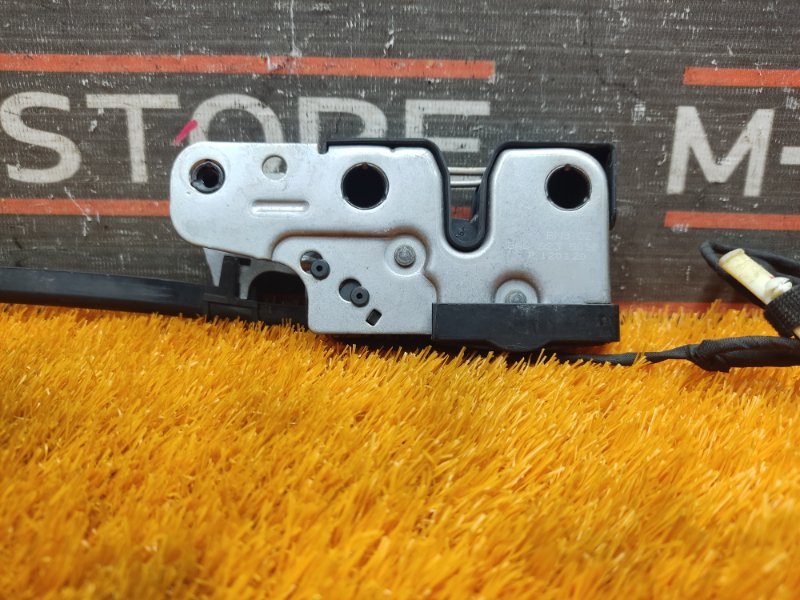 замок капота, 860 рублей, Красноярск