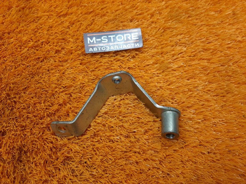 кронштейн, 300 рублей, Красноярск