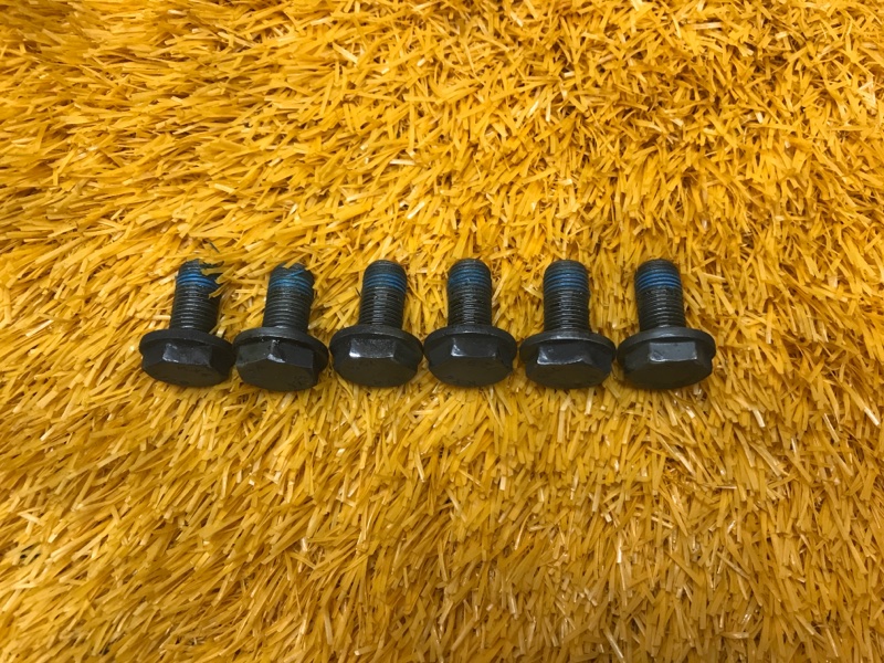 Болт маховика, 380 рублей, Красноярск