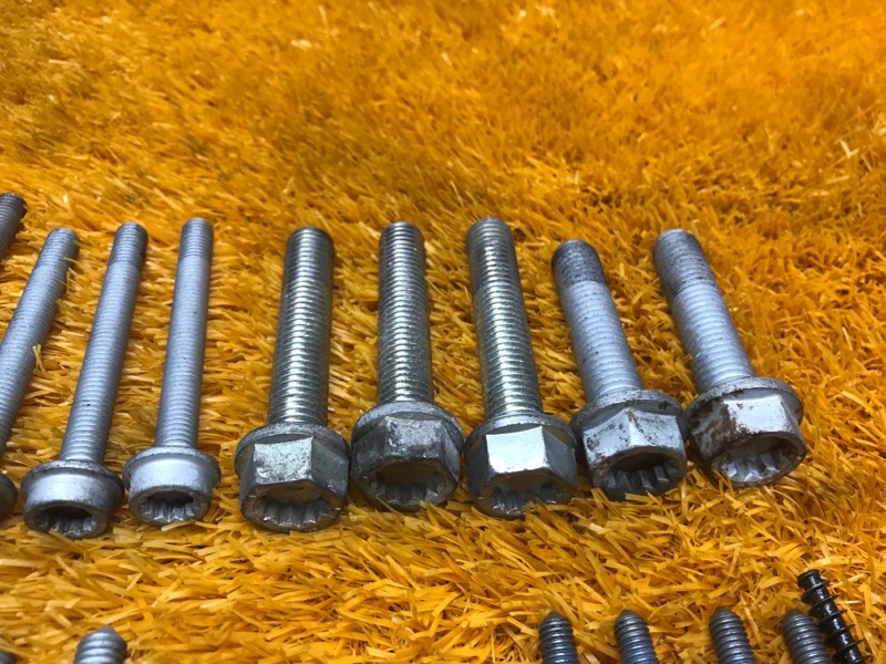 Болты и гайки ДВС, 630 рублей, Красноярск