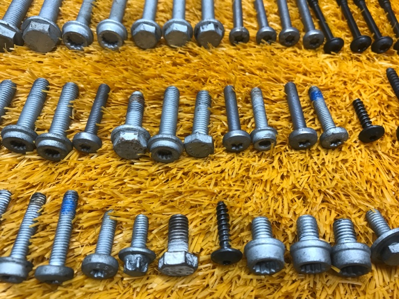 Болты и гайки ДВС, 630 рублей, Красноярск