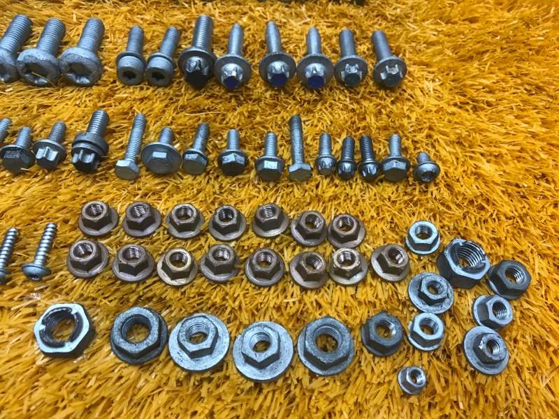 Болты и гайки ДВС, 750 рублей, Красноярск