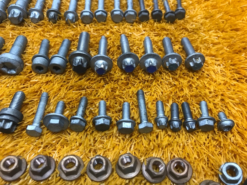 Болты и гайки ДВС, 750 рублей, Красноярск