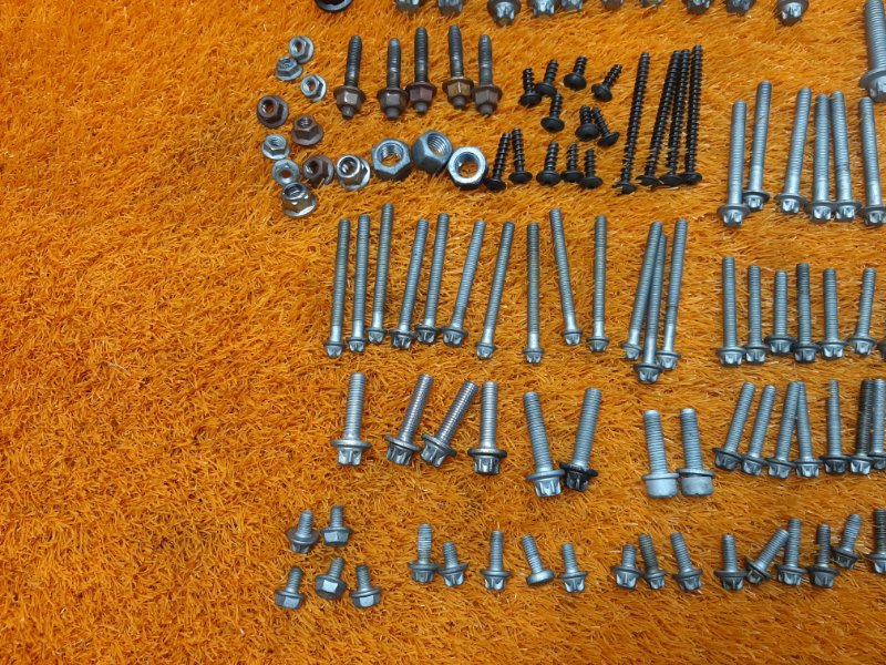 Болты и гайки ДВС, 750 рублей, Красноярск