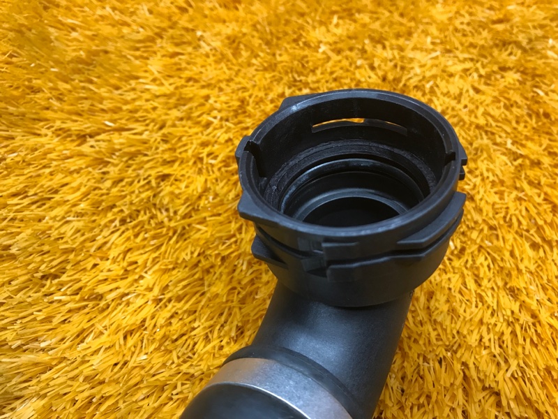 Патрубок системы охлаждения, 1200 рублей, Красноярск