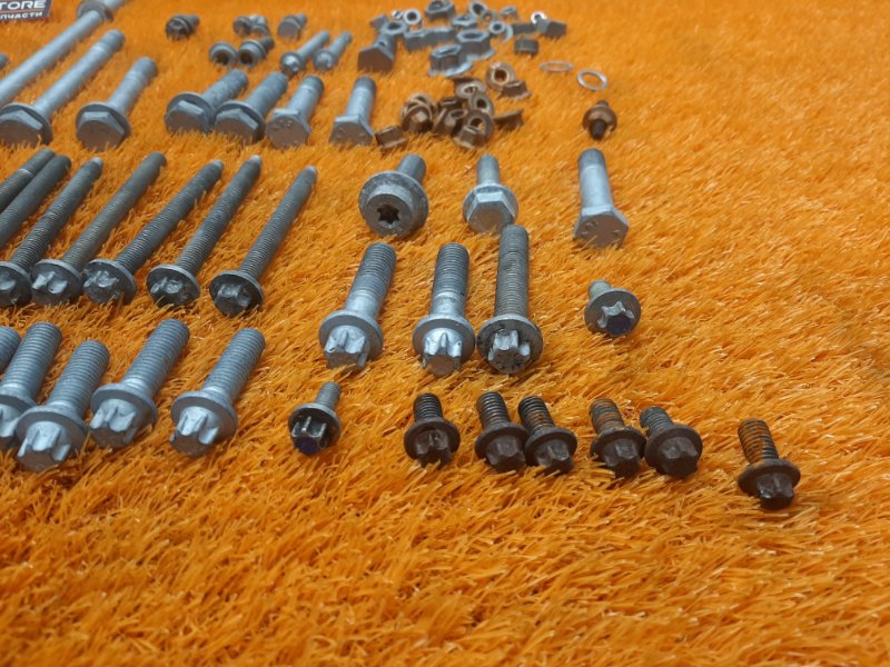 Болты и гайки ДВС, 810 рублей, Красноярск