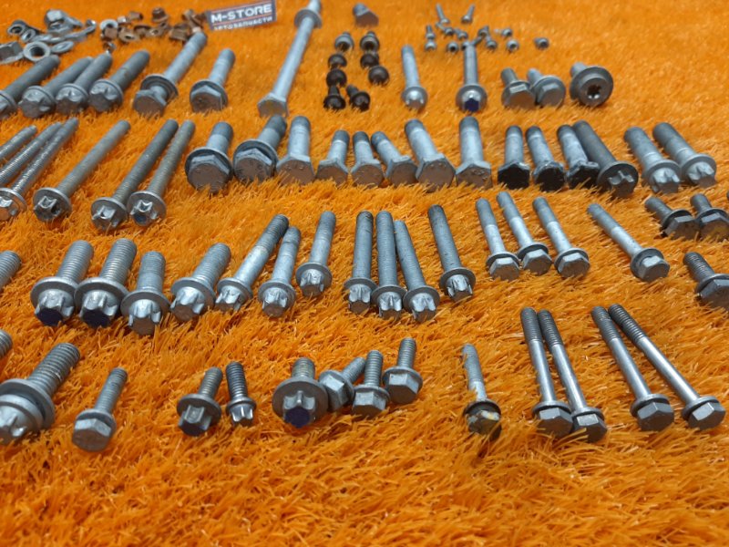 Болты и гайки ДВС, 810 рублей, Красноярск