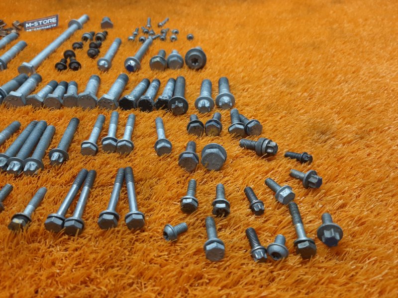 Болты и гайки ДВС, 810 рублей, Красноярск