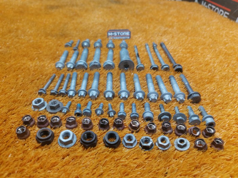 Болты и гайки ДВС, 800 рублей, Красноярск