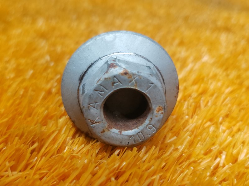 Болт шкива коленвала, 300 рублей, Красноярск