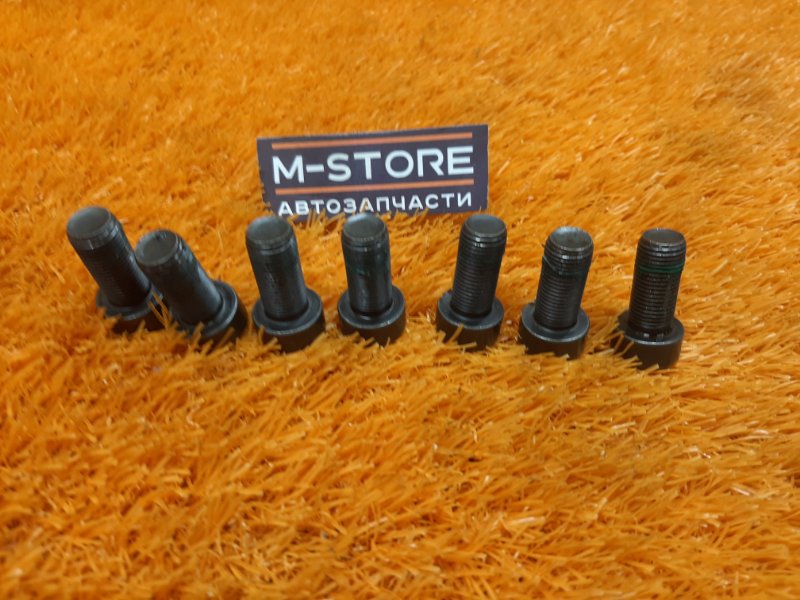 Болт маховика, 380 рублей, Красноярск