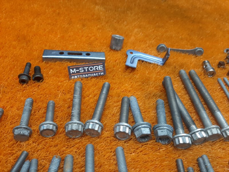 Болты и гайки ДВС, 810 рублей, Красноярск