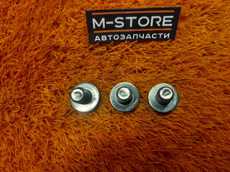 болт гидротрансформатора, 300 рублей, Красноярск