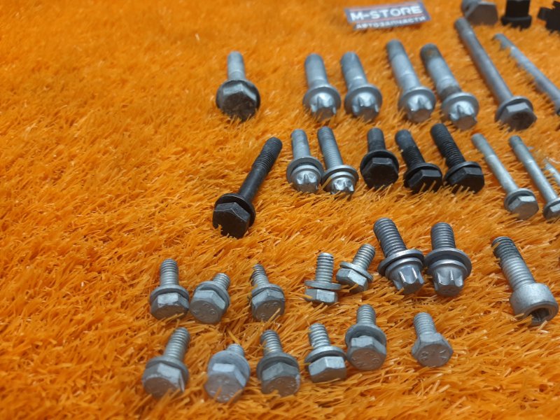 Болты и гайки ДВС, 810 рублей, Красноярск