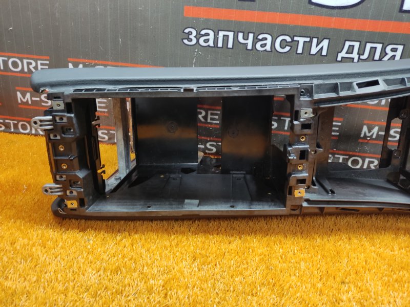 Консоль между сидений, 670 рублей, Красноярск