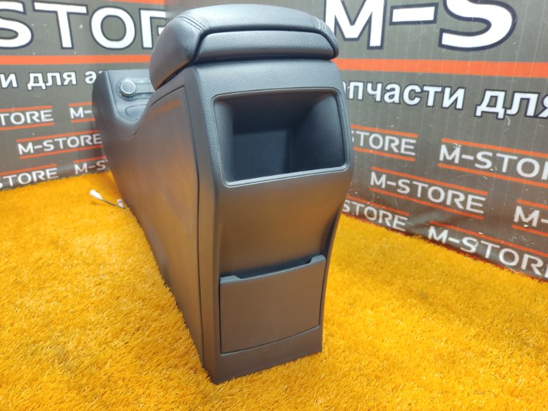 подлокотник, 5520 рублей, Красноярск