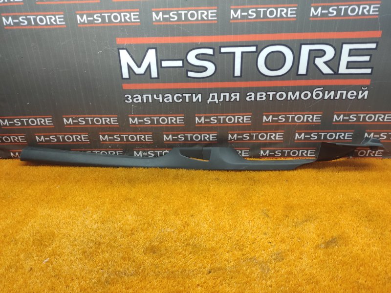 Накладка на порог салона, 350 рублей, Красноярск