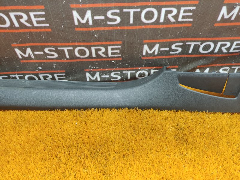 Накладка на порог салона, 350 рублей, Красноярск