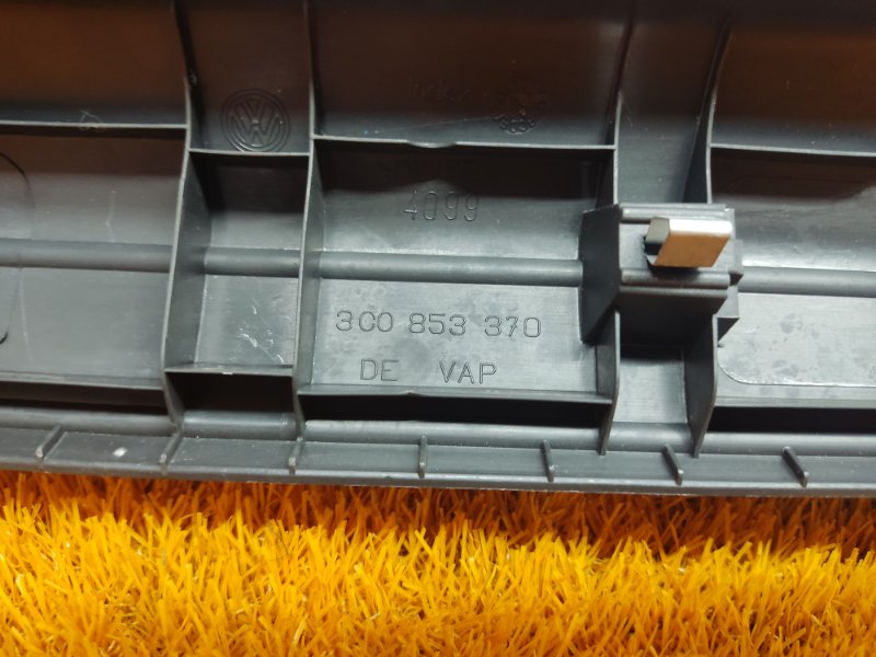 Накладка на порог салона, 350 рублей, Красноярск