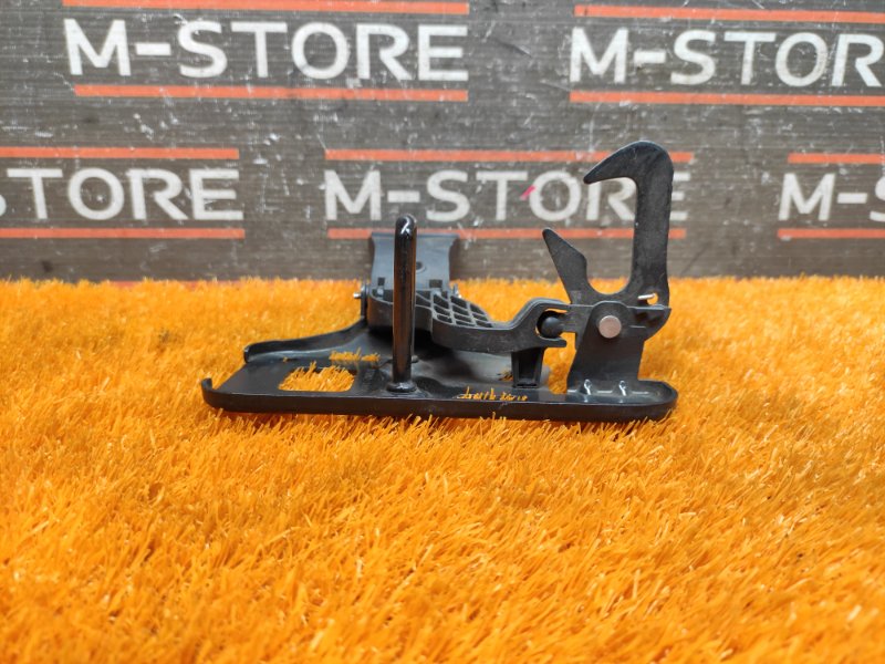 замок капота, 500 рублей, Красноярск