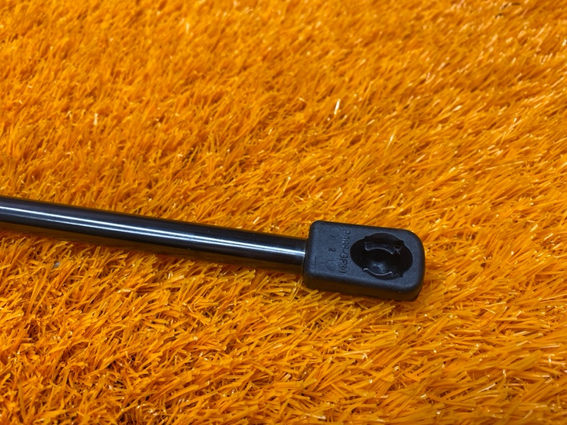 амортизатор капота, 900 рублей, Красноярск