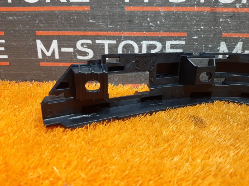 крепление бампера, 600 рублей, Красноярск