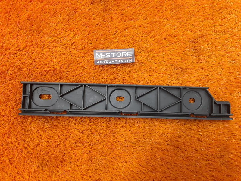 крепление бампера, 450 рублей, Красноярск