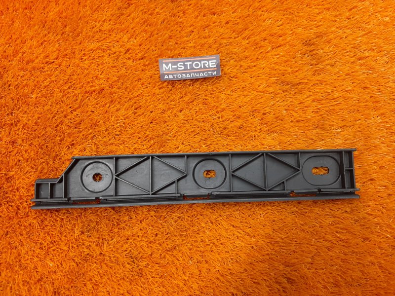 крепление бампера, 450 рублей, Красноярск