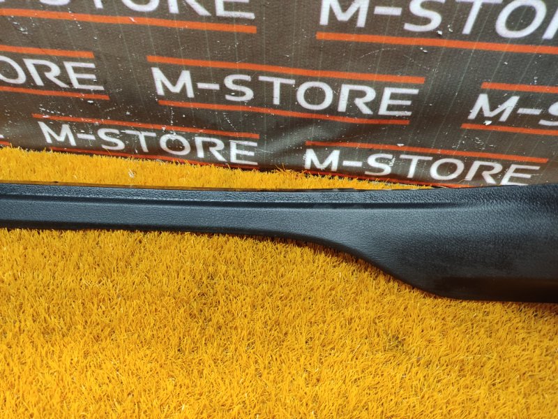 Накладка на порог салона, 300 рублей, Красноярск